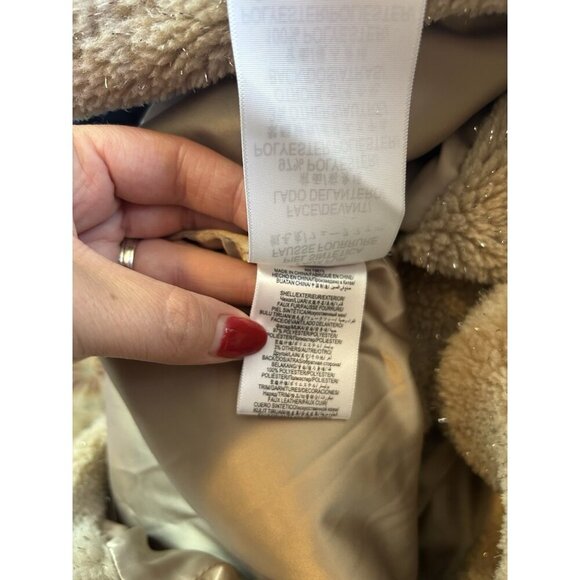 BCBG ladies Faux Fur Teddy Coat Cream SZ M NWT Warm Heavy Metallic - Picture 12 of 12